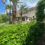 Giada Oda ve Kahvaltı 4*