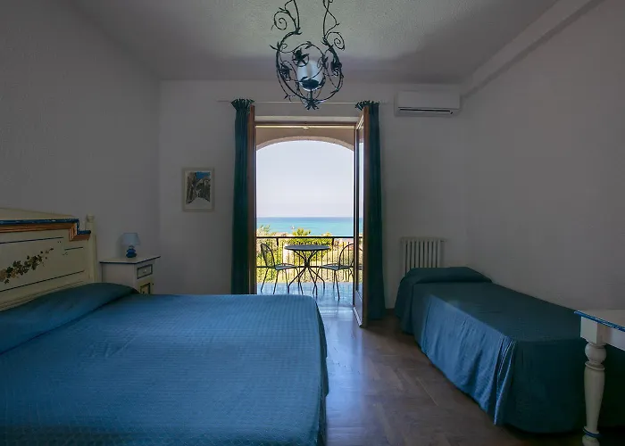 基亚达别墅酒店 4*