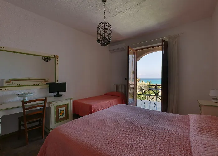 Couette-café Giada 4*